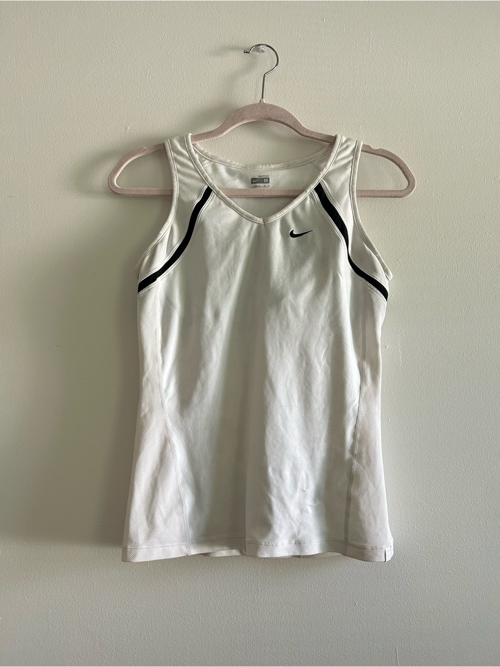 Vintage Y2K Nike Womens White Athletic Tank Top with Black Accents